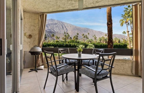 Palm Springs Condo | Modern, Glam 2-br Condo w/Amazing Mountain Views