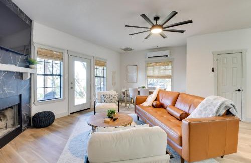 Graford House | Modern Graford Cabin Walk to Possum Kingdom Lake!