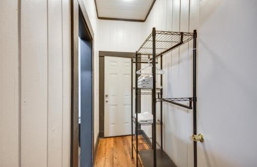 Greenwood Apartment | Modern Greenwood Studio Less Than 1 Mi to Downtown!