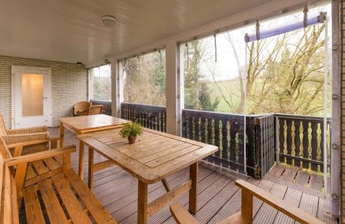 Dreislar House | Modern group of homes close to Willingen and Winterberg with large garden