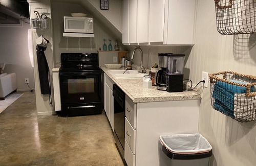 Winston - Salem Apartment | Modern guest apartment in perfect location!