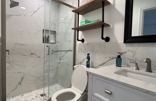 Winter Springs Apartment | Modern Guest Studio 15 mins from SFB Airport