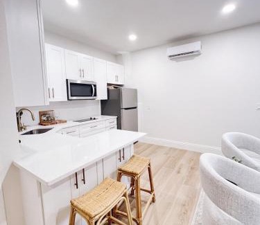 Buena Ventura Lakes Apartment | Modern Guesthouse near MCO