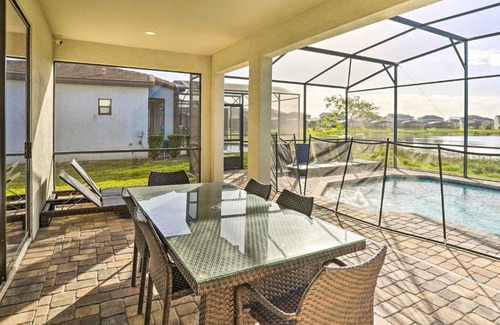 Haines City House | Modern Haines City Home with Pool and Lanai!