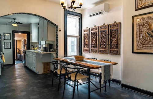 Hampden House | Modern Hampden Getaway Free Parking