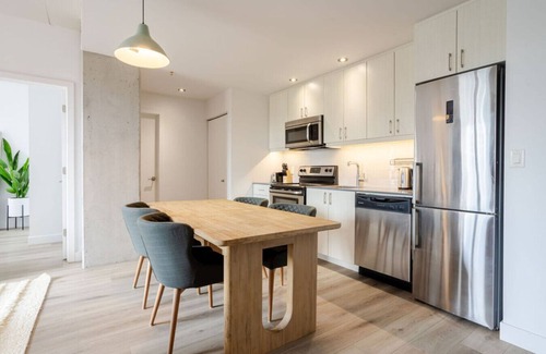 Cite Multimedia Apartment | Modern Heritage Stay | Upscale 2BR in Old Port