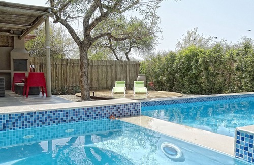 Hoedspruit House | Modern, high quality holiday home, sleeps up to 6, private pool, Kruger area