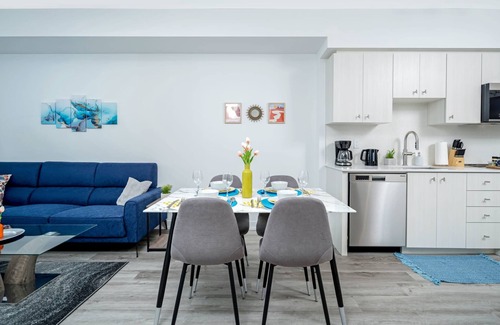 Kitchener Apartment | Modern High-Rise 24th Floor Condo w Private Patio
