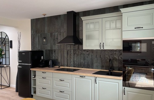 Bad Harzburg House | Modern holiday home with conservatory & parking sp