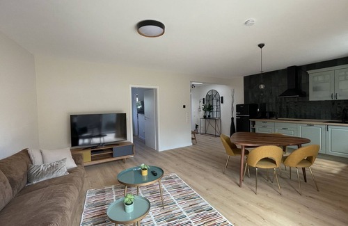 Bad Harzburg House | Modern holiday home with conservatory & parking sp