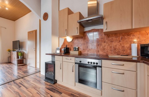 Pinsdorf House | Modern Holiday Home in Pinsdorf with Garden