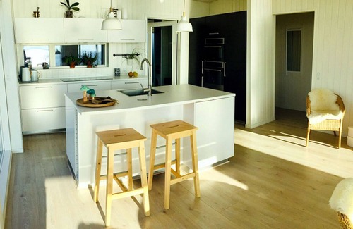 Diernæs House | Modern holiday home with panoramic views and WiFi near the beach