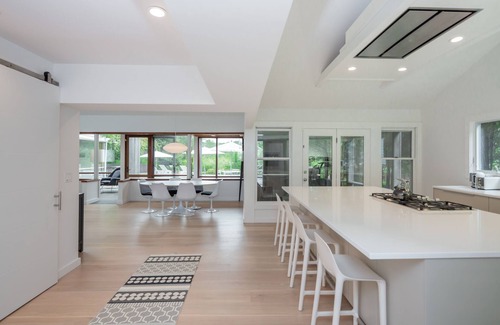 Sag Harbor House | Modern Home, close to Sag Village