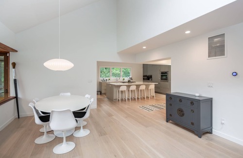 Sag Harbor House | Modern Home, close to Sag Village