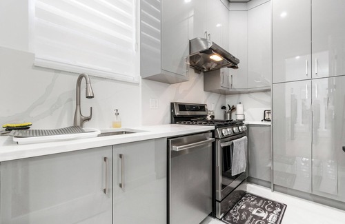 Willoughby House | š” Modern Home for Cozy Enjoyable Vacation near Langley Events Centreā¼ļø