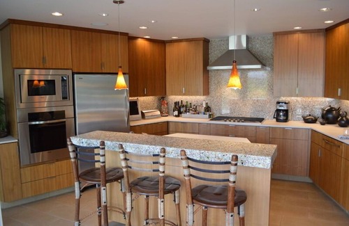 Sonoma House | Modern Home, Fabulous Views, Exclusive Neighborhood