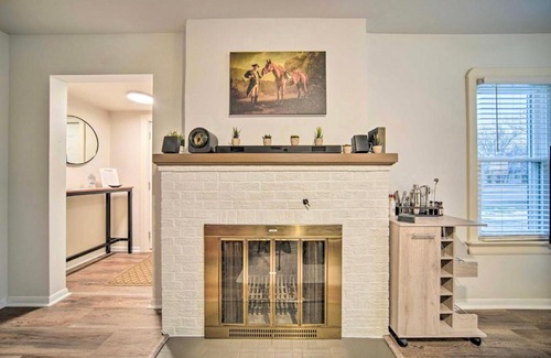 Erie House | Modern Home Family Friendly Grill Fireplace