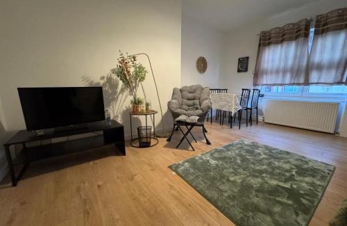 Hartlepool House | Modern Home, Free Parking in Hartlepool town