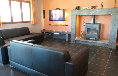Bussiere-Galant Villa | Modern Home/Gite with Salt Pool in the Limousin National Park.