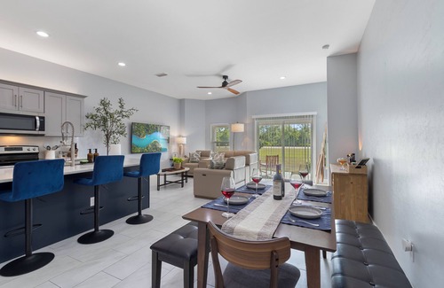 Mariner House | Modern Home in Cape Coral Pet-friendly and close to the beach!