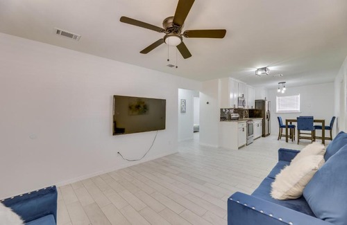 Edinburg House | Modern Home in Edinburg Half-Mi Walk to UTRGV!