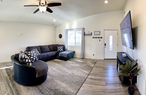 Clear Lake House | Modern Home In Lower Lake