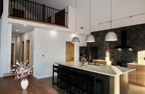 Murdock House | Modern Home in Peaceful Location W/POOL - Sleeps 12!