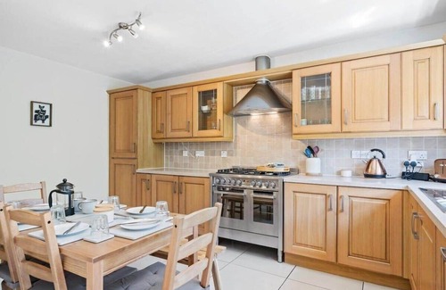 Buckleigh House | Modern Home in Westward Ho, Parking & Garden