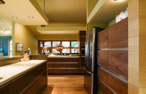 Inglewood-Finn Hill Villa | Modern home in wooded area with views of Lake Washington