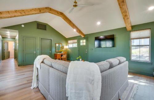 Eagle Rock House | Modern Home on Table Rock Lake with Deck and View!