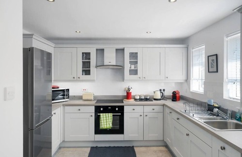 Turnchapel House | Modern Home on the Water, Plymouth