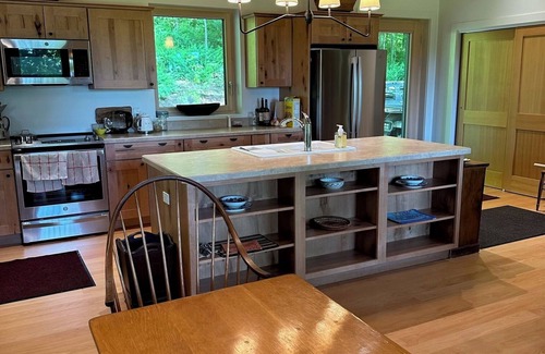 Williamstown Cottage | Modern Home Overlooking Mt. Greylock, Williamstown!