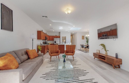 Mesa Del Sol Innovation Park House | Modern Home w/3BR Next to Airport, Netflix, Casino