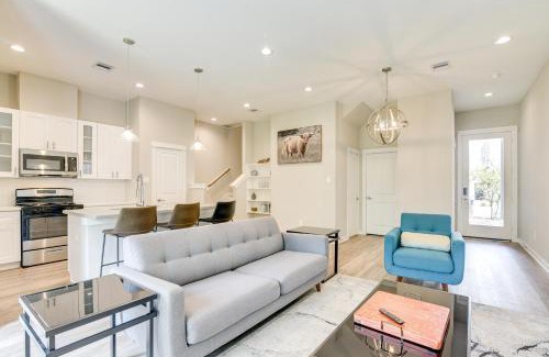 Northside House | Modern Home with Fenced Backyard in Houston
