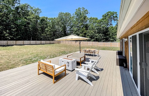 Southampton House | Modern home with large deck, firepit, enclosed yard, & immaculate kitchen