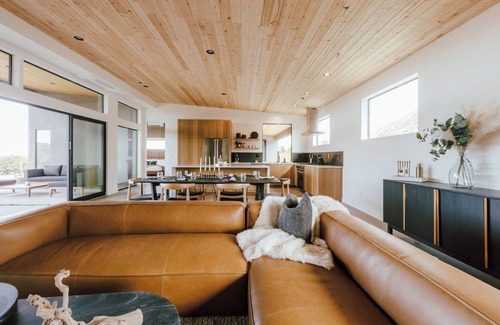 Pioneertown House | Modern Home with Pool & Spa-walk to Pionertown