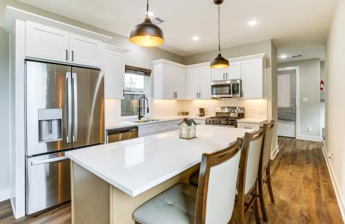 Northeast Houston House | Modern Home with Private Yard in Northeast H-Town!