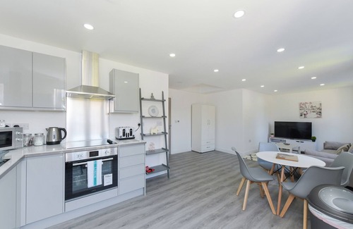 Mapperley Apartment | Modern & Homely 2bed Apt, Low Carbon, Parking