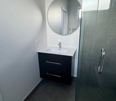 Taradale House | Modern & Homely - Double Garage