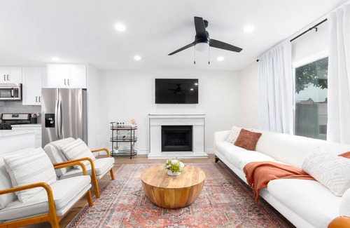 Mira Mesa House | Modern Hot Tub Oasis w/Game Room