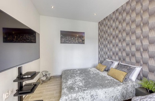 Alfortville Apartment | Modern House 7min to Paris Professionals and Family