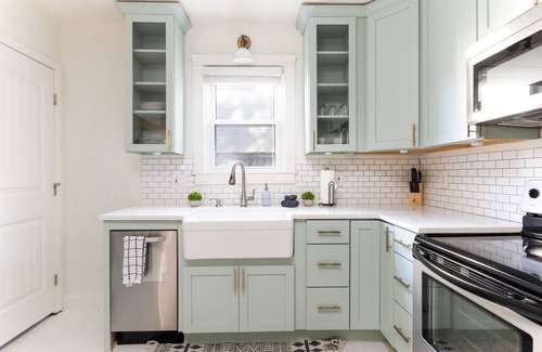 Eastwood House | Modern house—A perfect home away from home