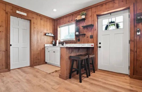 Berryville House | Modern House Barn @ 66 acre- Horse Farm