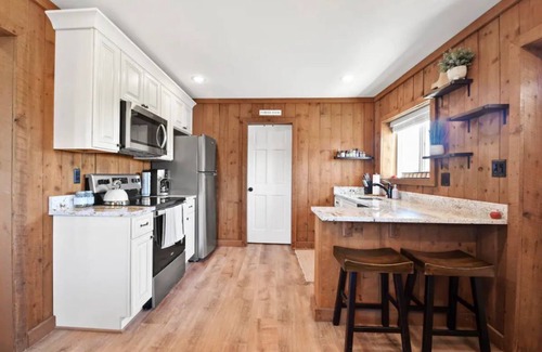 Berryville House | Modern House Barn @ 66 acre- Horse Farm