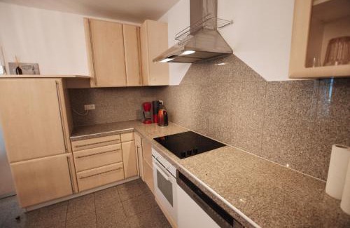 Norderstedt Apartment | Modern house half - near Hamburg Airport