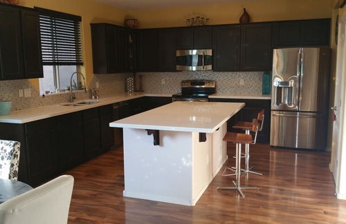 Travata House | Modern house in quiet Arrowhead area/Glendale/Hike/Golf/Shop! LOCATION!