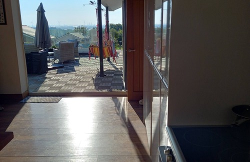 Minster on Sea House | Modern House With Stunning Views, hot Tub, 6 min to Beach, Outdoor Pool