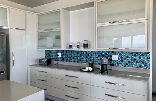 Pinnacle Point House | Modern house with a breath-taking 180 degree panoramic view of the Indian Ocean.