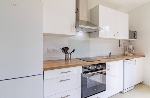 Saint-Christophe-la-Couperie Cottage | Modern house with enclosed garden, pet-friendly near Nantes and Angers