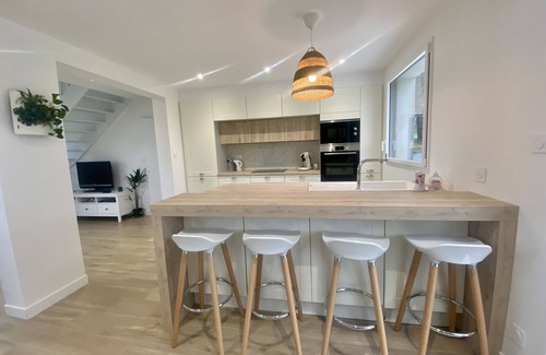 Kerlouet House | Modern house with garden, Sea view, SPA, Direct access GR34, Beach at 100 m